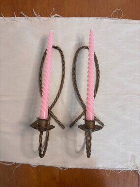 VTG Brass Rope Ribbon Taper Candel Wall Sconce Set with Pink Spiral Candles